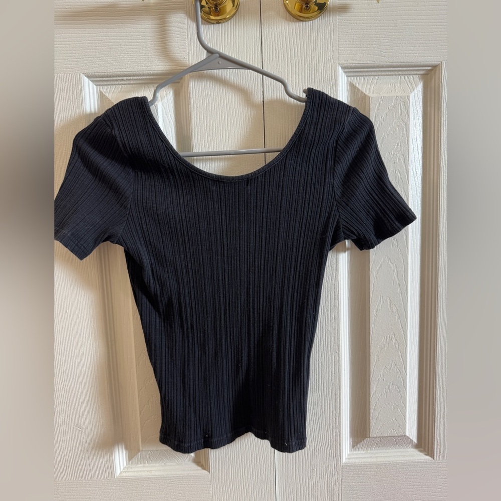 Black Ribbed Women's Top - Picture 2 of 2